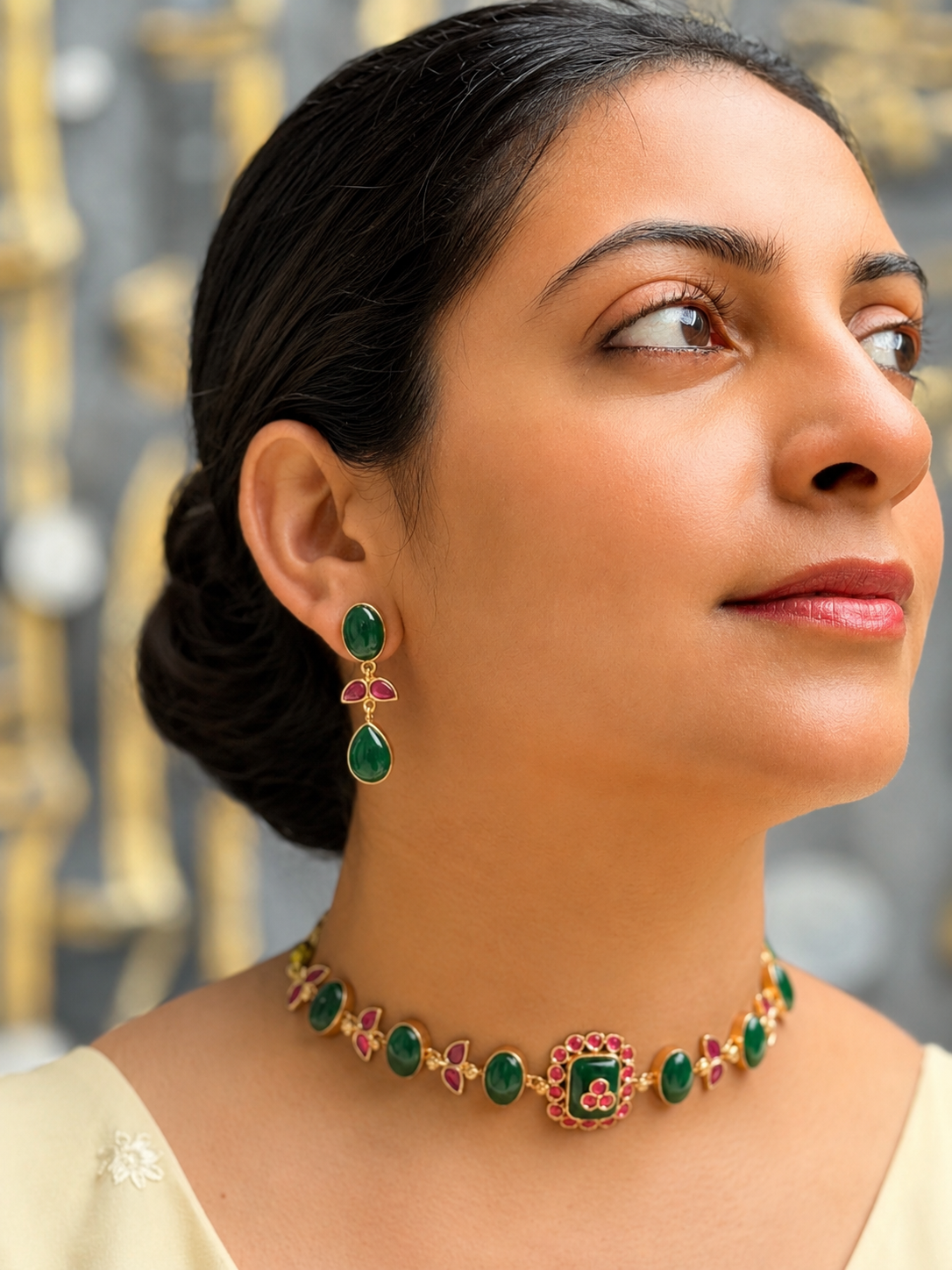 VARSHINI CHOKER